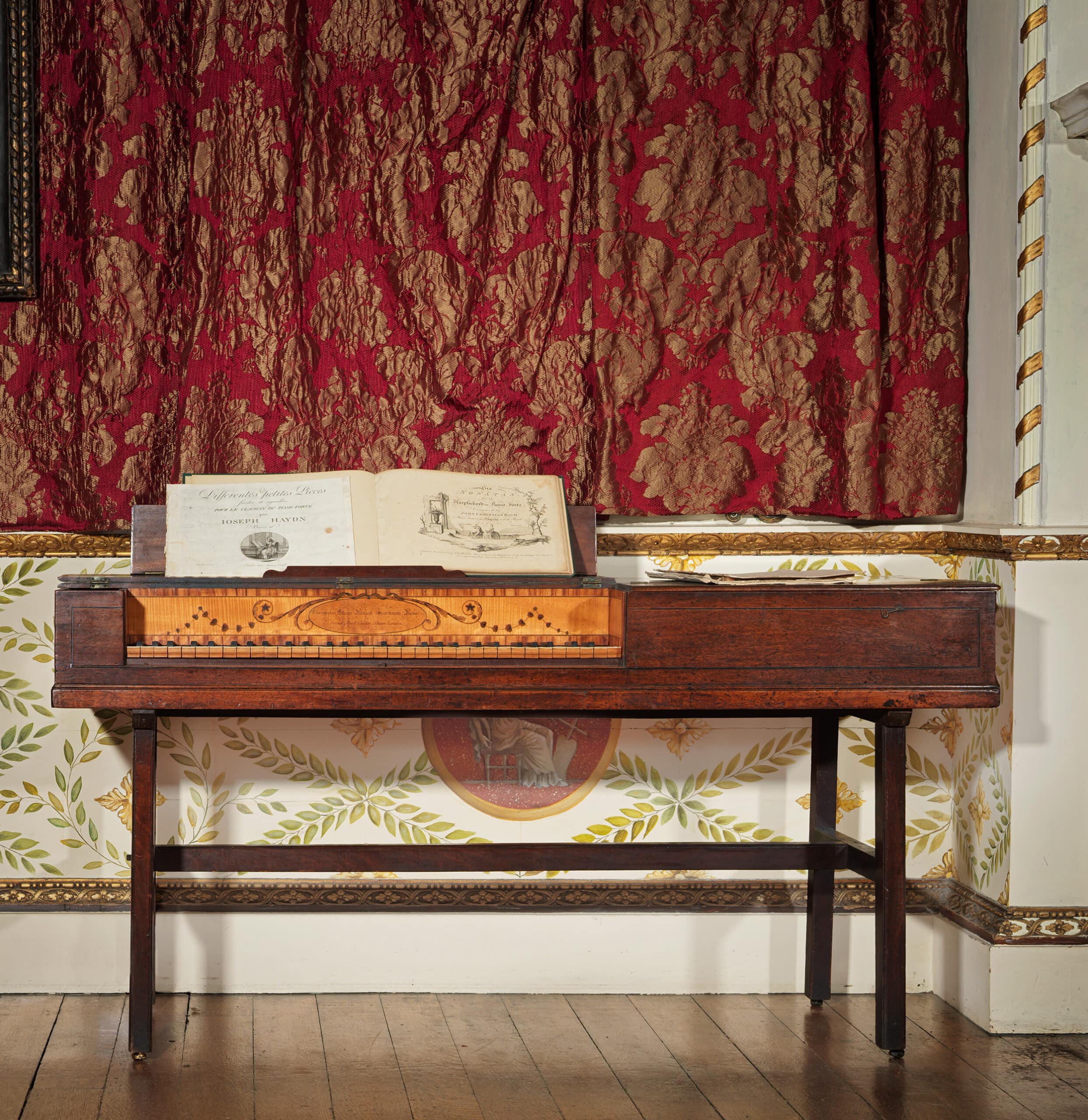 CC1792 Small piano forte by Ganer, full view